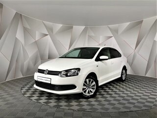 2013 Volkswagen Polo V, белый, 465150 рублей, вид 1