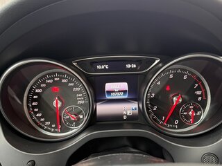 2017 Mercedes-Benz CLA 200 I (C117, X117) Рестайлинг, белый, 2200000 рублей, вид 5