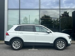 2019 Volkswagen Tiguan II, белый, 1849000 рублей, вид 4