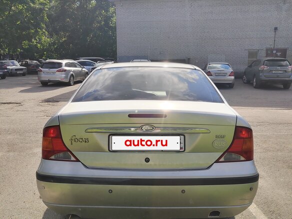 2005 Ford Focus I Рестайлинг, серебристый, 200000 рублей - вид 3