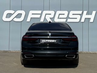 2016 BMW 7 серии Long 750Li xDrive VI (G11/G12), чёрный, 3129000 рублей, вид 4