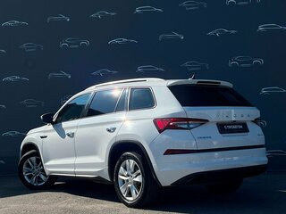 2022 Skoda Kodiaq I Рестайлинг, белый, 2646300 рублей, вид 4