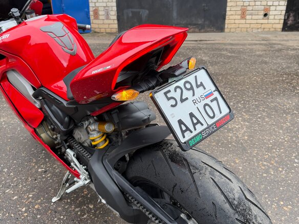 2018 Ducati Panigale V4, красный - вид 14