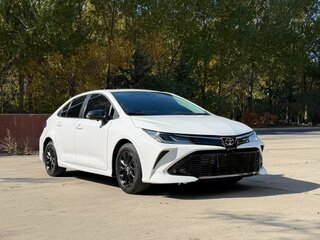 2023 Toyota Corolla XII (E210), белый, 1600000 рублей, вид 3
