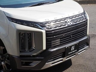 2023 Mitsubishi Delica D:5 I Рестайлинг, белый, 3100000 рублей, вид 3
