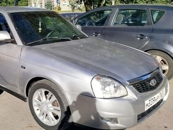 2007 Lada (ВАЗ) Priora I, серебристый, 220000 рублей