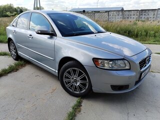2010 Volvo S40 II Рестайлинг, серебристый, 680000 рублей, вид 2