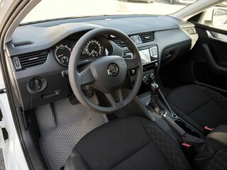 2020 Skoda Octavia III (A7) Рестайлинг, белый, 1747000 рублей, вид 5