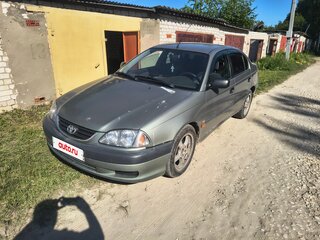 2000 Toyota Avensis I Рестайлинг, зелёный, 250000 рублей, вид 1