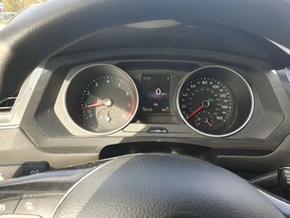 2020 Volkswagen Tiguan Allspace II, белый, 2650000 рублей, вид 5