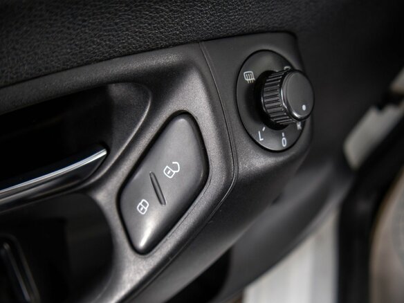 2019 Volkswagen Polo V Рестайлинг, белый, 1049000 рублей - вид 17