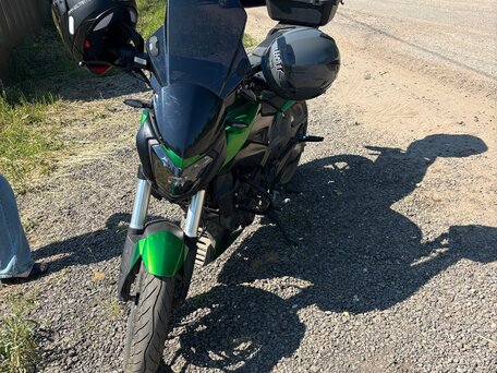 2021 Bajaj Dominar 400, зелёный, 395000 рублей, вид 2