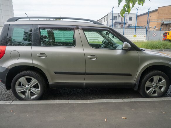 2012 Skoda Yeti I, серый - вид 3