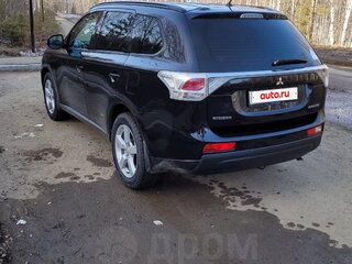 2012 Mitsubishi Outlander III, чёрный, 1590000 рублей, вид 5