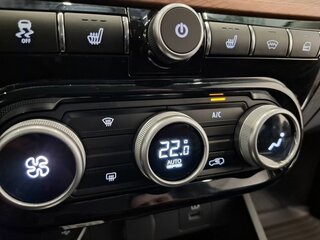 2026 Lada (ВАЗ) Vesta SW Cross I Рестайлинг (NG), серый, 2043000 рублей, вид 5
