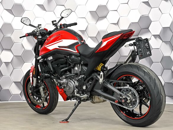 2023 Ducati Monster 937, красный, 899000 рублей - вид 7