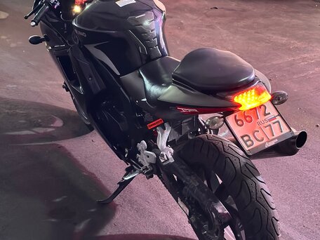 2014 Hyosung Comet GT250, чёрный, 200000 рублей, вид 5
