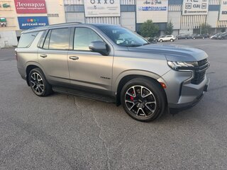 2021 Chevrolet Tahoe V, серый, 5450000 рублей, вид 2
