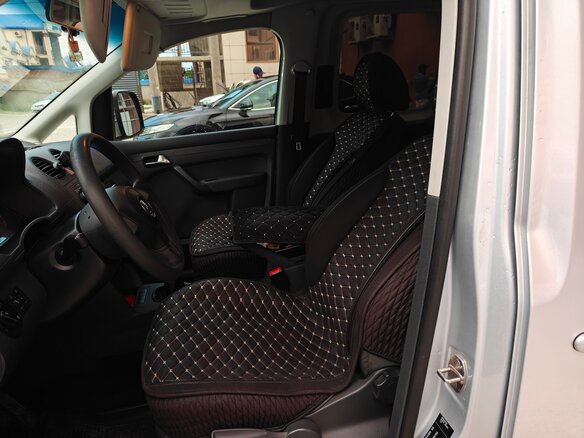 2012 Volkswagen Caddy III Рестайлинг, серебристый, 890000 рублей - вид 13
