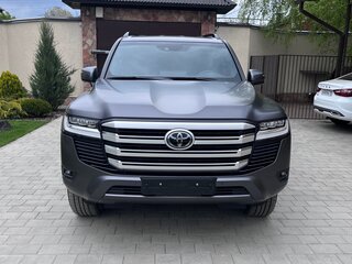 2022 Toyota Land Cruiser 300 Series, серый, 12000000 рублей, вид 2