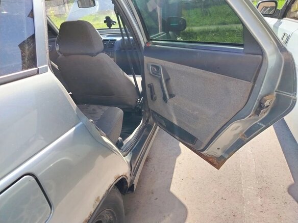 2006 Lada (ВАЗ) 2112, серый, 65000 рублей - вид 9