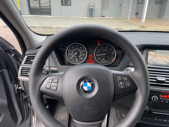 2008 BMW X5 3.0si II (E70), серый, 1550000 рублей - вид 13