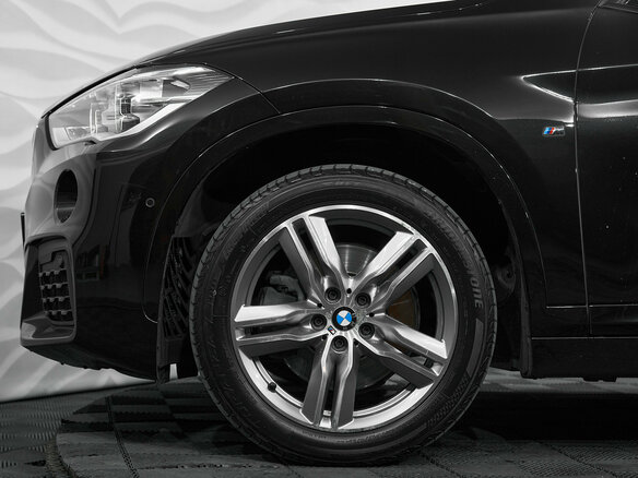 2019 BMW X1 20i xDrive II (F48), чёрный - вид 6