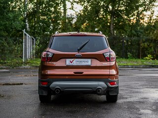 2017 Ford Kuga II Рестайлинг, оранжевый, 1390000 рублей, вид 4