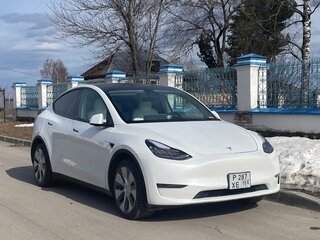 2023 Tesla Model Y Long Range Dual Motor I, белый, 4950000 рублей, вид 1