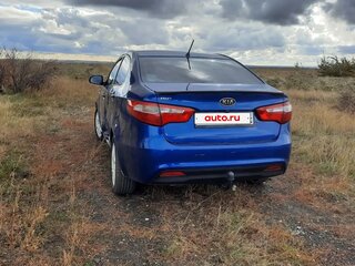 2011 Kia Rio III, синий, 700000 рублей, вид 3