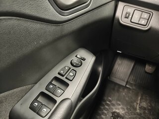 2018 Hyundai Solaris II, чёрный, 1399000 рублей, вид 5