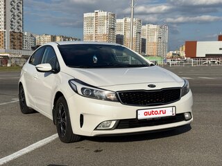2019 Kia Cerato III Рестайлинг (Classic), белый, 1480000 рублей, вид 2