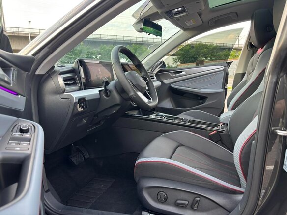 2022 Volkswagen Lamando L II, чёрный, 1706000 рублей - вид 8