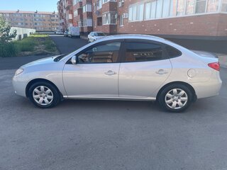 2010 Hyundai Elantra IV (HD), серебристый, 710000 рублей, вид 2