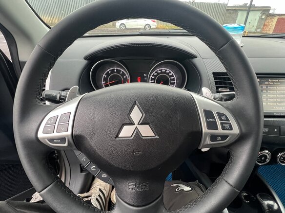 2011 Mitsubishi Outlander II Рестайлинг, коричневый, 1255000 рублей - вид 6