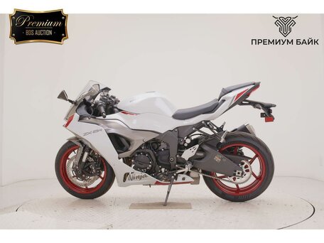 2026 Kawasaki ZX-6R Ninja, белый, 1499000 рублей, вид 2