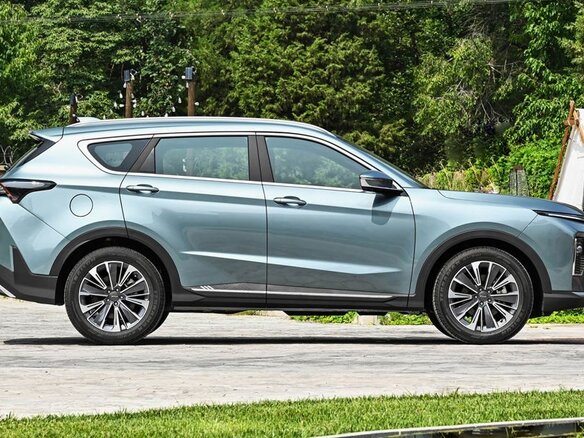 2025 Jetour X70+ I Рестайлинг 3, голубой, 1750000 рублей - вид 6