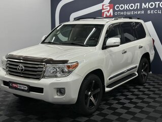 2013 Toyota Land Cruiser 200 Series Рестайлинг 1, белый, 3920000 рублей, вид 5