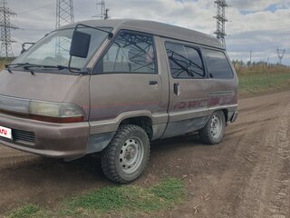 1991 Toyota Town Ace II Рестайлинг 2, коричневый, 370000 рублей, вид 1