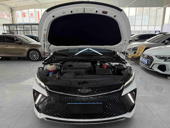 2022 Geely Emgrand L I, белый - вид 7