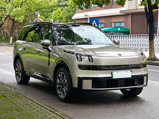 2026 Lynk & Co 900, бежевый, 6950007 рублей, вид 3