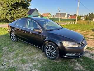 2012 Volkswagen Passat B7, чёрный, 800000 рублей, вид 3