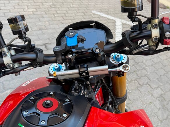 2019 Ducati Hypermotard, красный, 1550000 рублей - вид 3