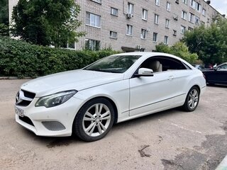 2013 Mercedes-Benz E-Класс 200 IV (W212, S212, C207) Рестайлинг, белый, 1600000 рублей, вид 2