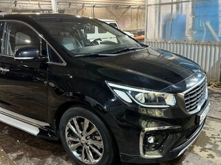 2018 Kia Carnival III, чёрный, 2950000 рублей, вид 4