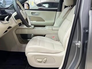 2026 Toyota bZ3X 58.3 kWh, серебристый, 2920000 рублей, вид 5