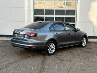 2016 Volkswagen Jetta VI Рестайлинг, серый, 900000 рублей, вид 5