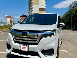 2017 Honda Stepwgn Spada V Рестайлинг, белый, 2210000 рублей, вид 1