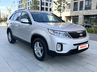 2019 Kia Sorento II Рестайлинг, серебристый, 2050000 рублей, вид 3