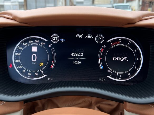 2022 Aston Martin DBX I, зелёный, 15900000 рублей - вид 12